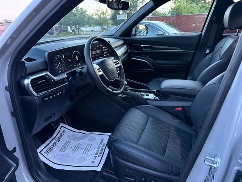 Used 2025 Kia Telluride SX X-Line AWD/4WD image 9