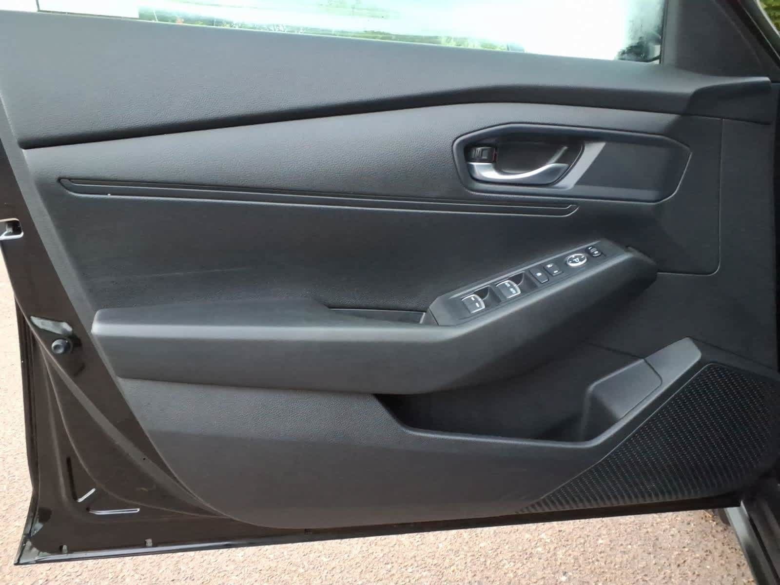 Used 2023 Honda Accord LX image 12