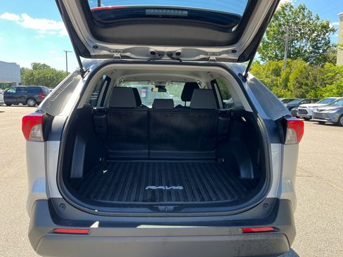 Certified 2025 Toyota RAV4 XLE FWD image 14