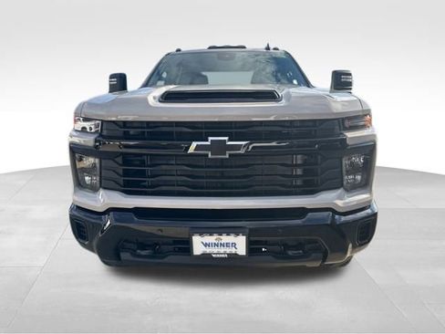New 2026 Chevrolet Silverado 2500 Custom image 8