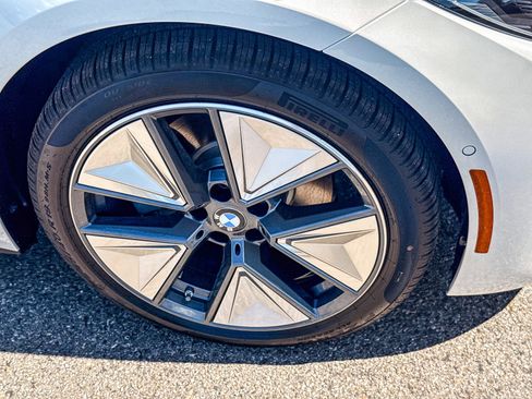 New 2026 BMW i4 eDrive40 w/ Premium Package RWD image 10