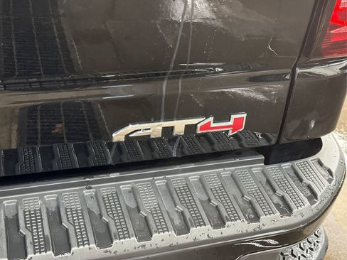 Used 2022 GMC Sierra 1500 AT4 w/ AT4 Premium Package image 14