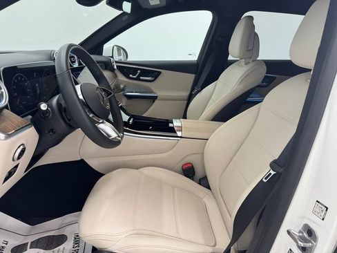 Certified 2026 Mercedes-Benz GLC 300 image 19