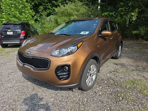 Used 2017 Kia Sportage LX AWD/4WD image 8