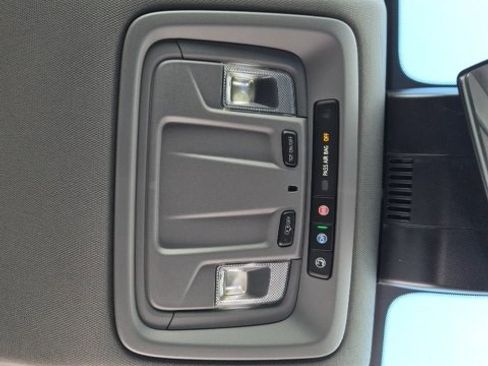 Certified 2025 Chevrolet Silverado 1500 LT image 23