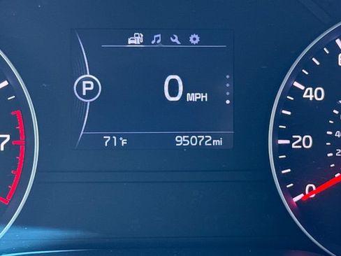 Used 2018 Kia Sportage EX w/ EX Sport Appearance Package AWD/4WD image 13