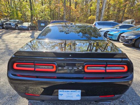 Used 2020 Dodge Challenger R/T image 7