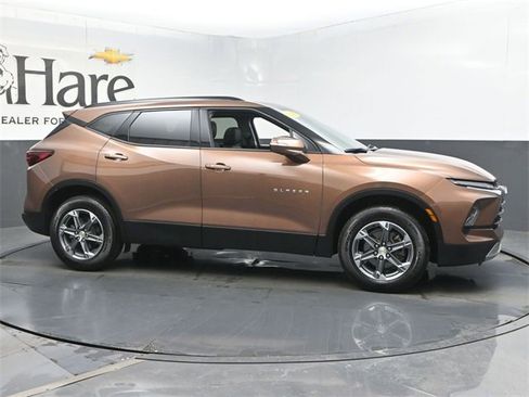 Used 2023 Chevrolet Blazer LT w/ Sound & Technology Package image 1