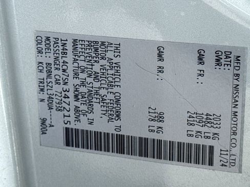 Used 2025 Nissan Altima 2.5 SR image 30