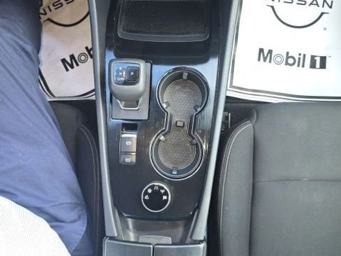 Certified 2024 Nissan Rogue S image 17