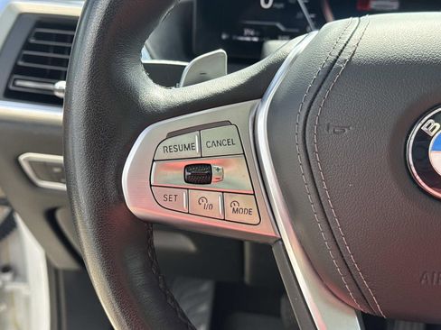 Used 2023 BMW X7 xDrive40i w/ Premium Package image 24