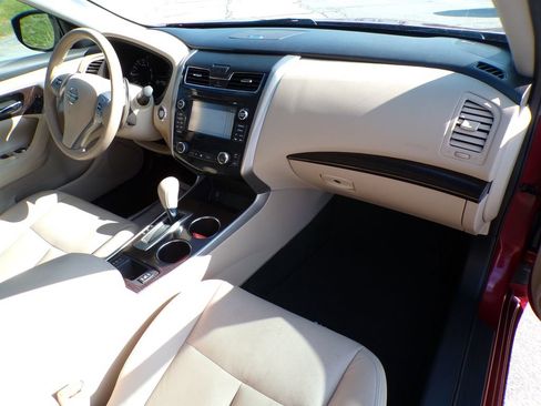 Used 2015 Nissan Altima 3.5 SL FWD image 14