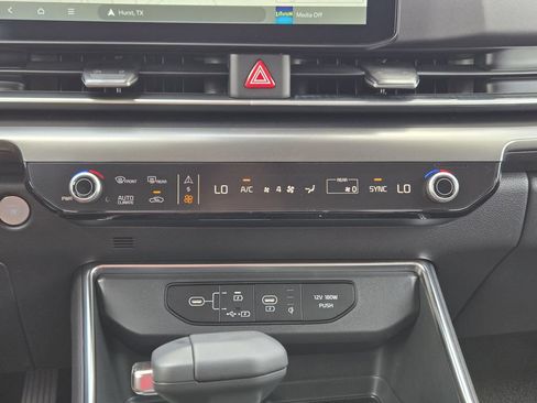 New 2026 Kia Carnival SX FWD image 14