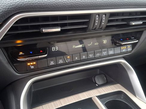 Certified 2024 MAZDA CX-90 Plug-In Hybrid w/ Premium Pkg image 17