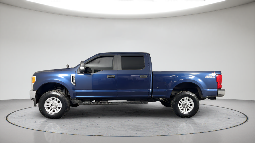 Used 2017 Ford F250 XL w/ STX Appearance Package AWD/4WD image 12