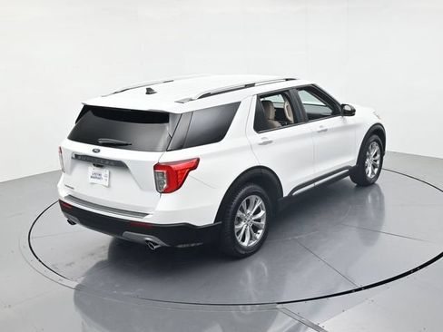 Certified 2022 Ford Explorer Limited w/ Equipment Group 301A RWD image 44