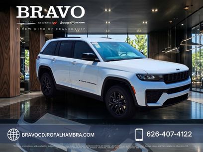New 2026 Jeep Grand Cherokee Altitude