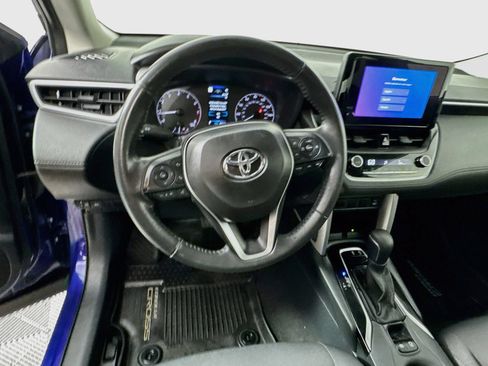 Used 2024 Toyota Corolla Cross LE w/ Moonroof Package AWD/4WD image 8