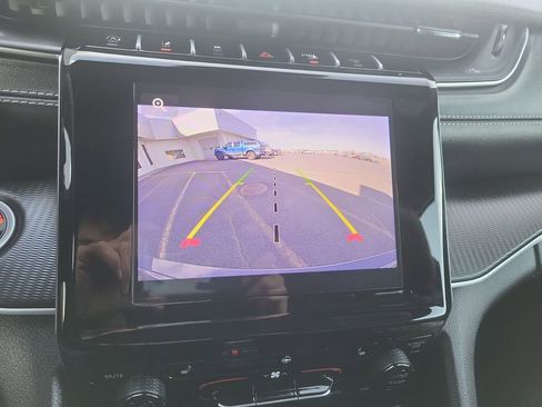 Used 2024 Jeep Grand Cherokee Altitude image 21