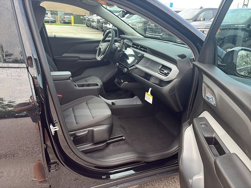New 2027 Chevrolet Bolt LT w/ Comfort Package FWD image 14