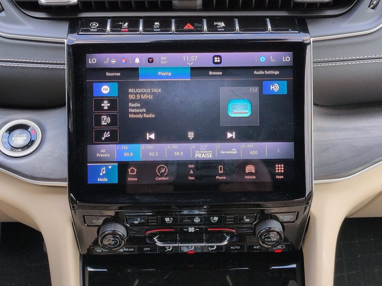 Used 2024 Jeep Grand Cherokee Limited w/ Luxury Tech Group II AWD/4WD image 18