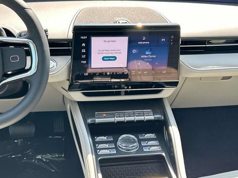 New 2026 Lincoln Nautilus Reserve AWD/4WD image 16