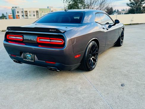 Used 2016 Dodge Challenger SRT w/ Technology Group image 11