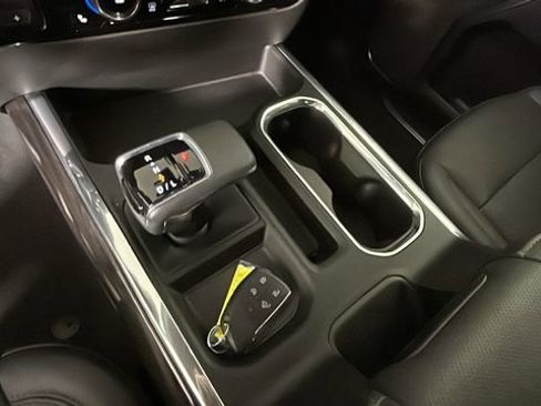 Used 2023 Chevrolet Silverado 1500 LTZ AWD/4WD image 21