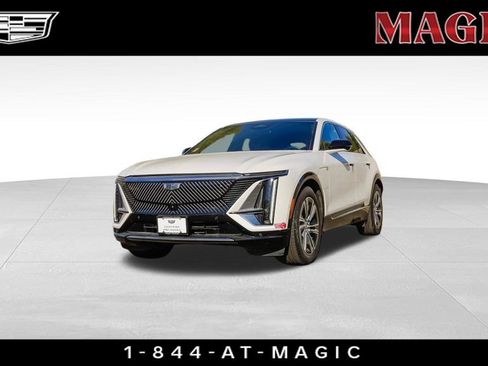 Certified 2024 Cadillac Lyriq Luxury RWD image 1