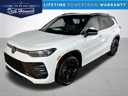 New 2025 Volkswagen Tiguan SE R-Line