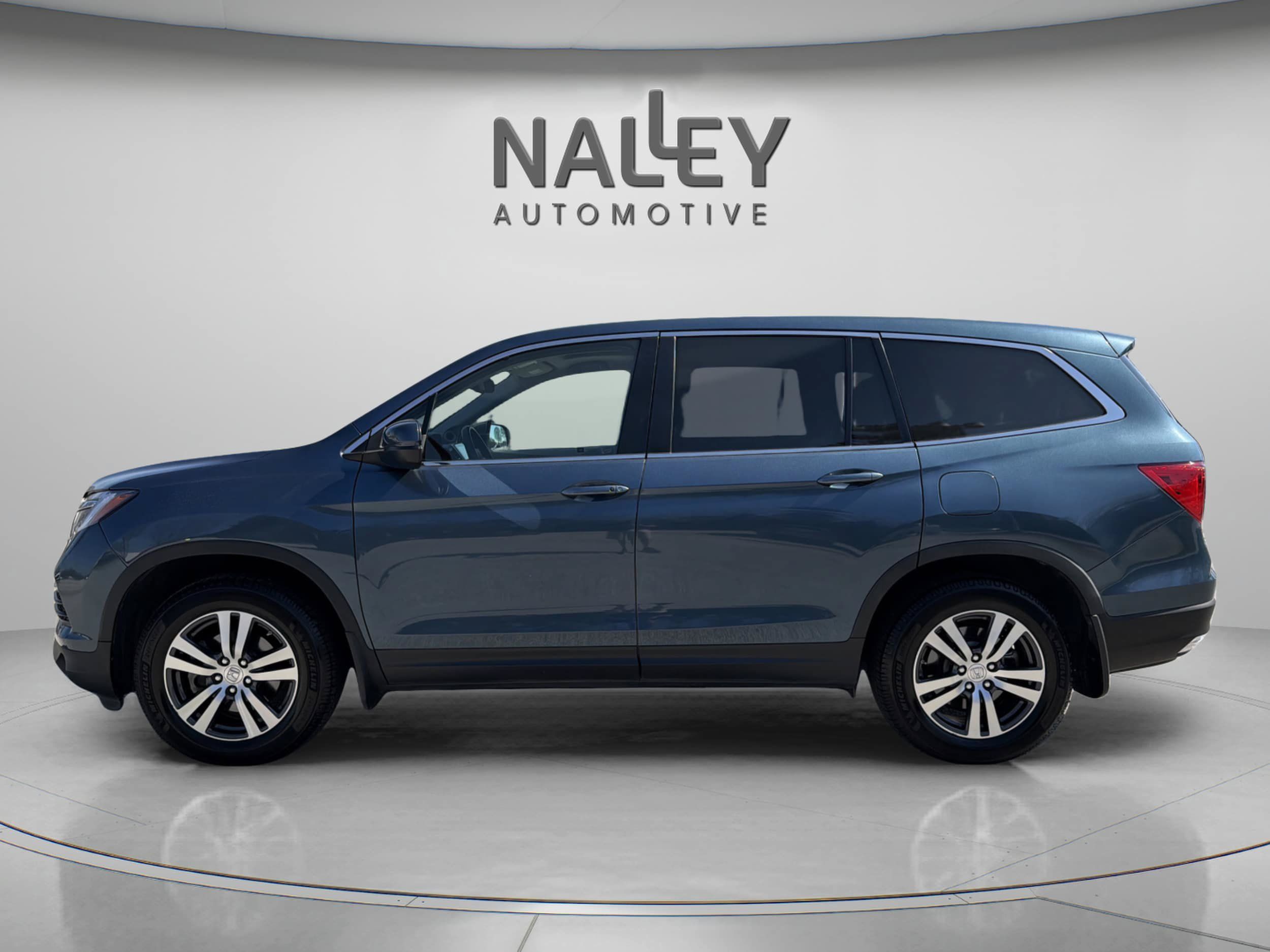 Used 2017 Honda Pilot EX-L image 2