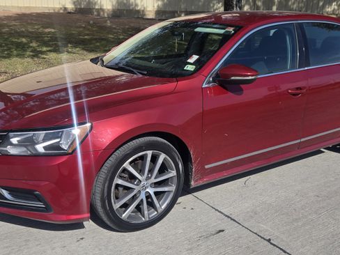 Used 2016 Volkswagen Passat 1.8T S image 3