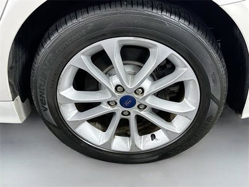 Used 2020 Ford Fusion Energi Titanium image 32