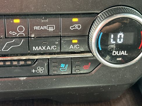 Used 2020 Ford Expedition King Ranch AWD/4WD image 25