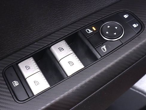 Used 2022 Mitsubishi Outlander SE AWD/4WD image 33
