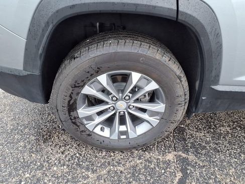 Used 2026 Chevrolet Equinox LT AWD/4WD image 48