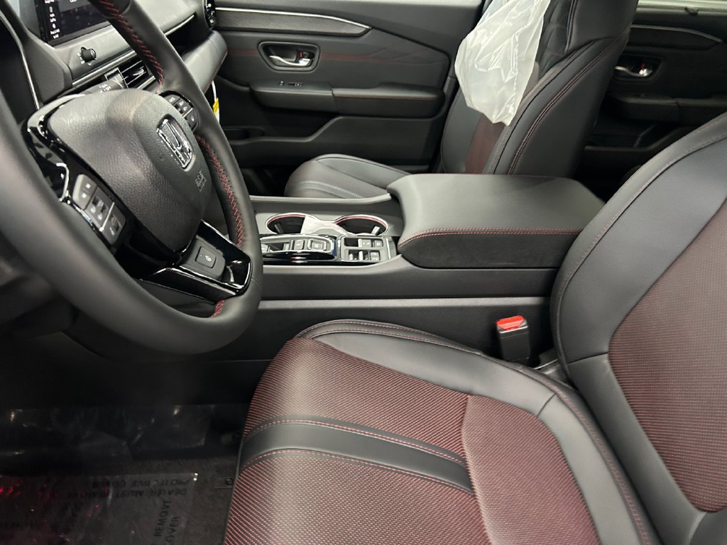 New 2026 Honda Pilot Black Edition image 9