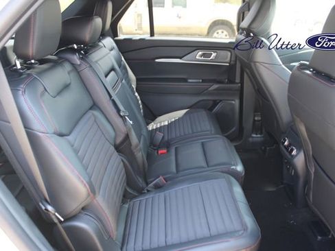 New 2026 Ford Explorer ST-Line image 9