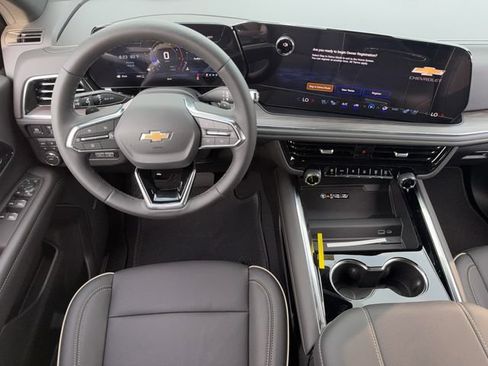 New 2026 Chevrolet Tahoe Premier w/ Sun And Tow Package AWD/4WD image 13