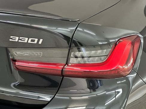 Used 2023 BMW 330i Sedan w/ M Sport Package RWD image 28