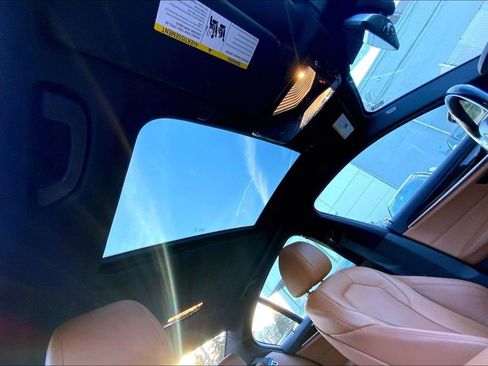 Used 2017 BMW 540i xDrive image 14