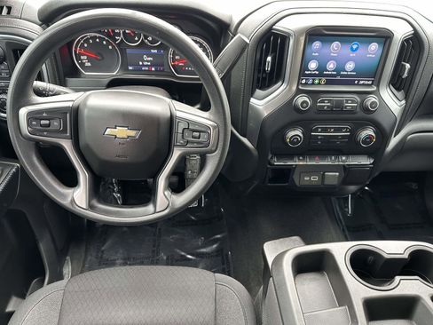 Used 2020 Chevrolet Silverado 1500 LT image 8