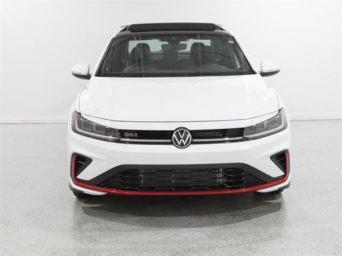 Used 2025 Volkswagen Jetta GLI Autobahn image 2