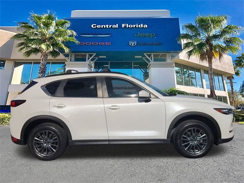 Used 2019 MAZDA CX-5 Touring image 4