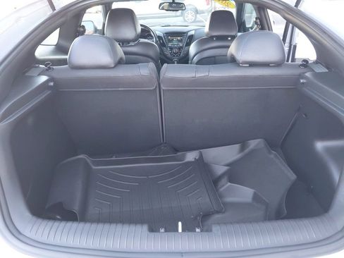 Used 2016 Hyundai Veloster Turbo image 26