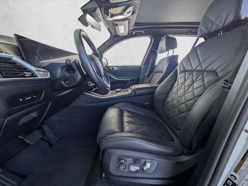 Certified 2024 BMW X5 xDrive40i w/ Premium Package image 11