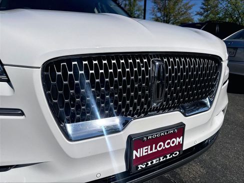 Used 2022 Lincoln Aviator Reserve w/ Equipment Group 201A AWD/4WD image 34