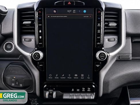 Used 2025 RAM 2500 Big Horn AWD/4WD image 14