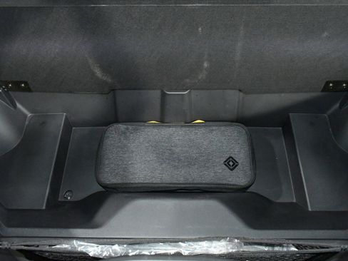 Used 2022 Rivian R1S Launch Edition image 94