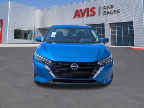 Used 2025 Nissan Sentra SV FWD image 5